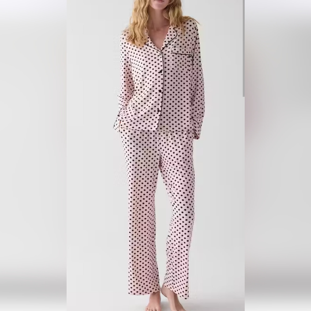 Kate Spade Pink and Black Polka Dot Pajamas